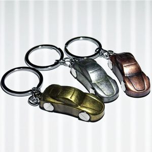Privjesak auto metal sortirano