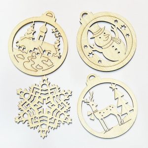 Božićni ukrasi drveni 8 cm 4/1